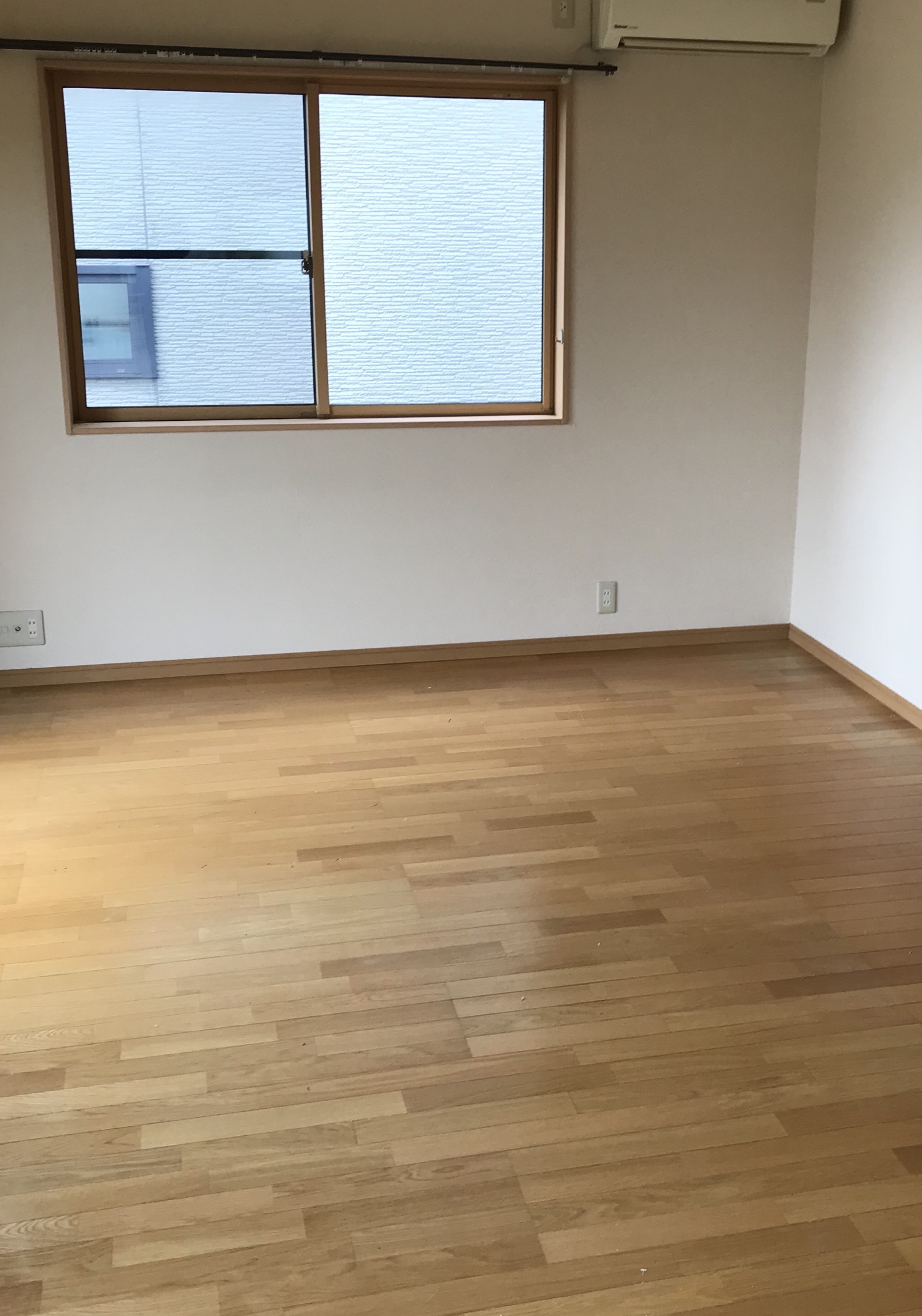 七尾市のお客様 Uさんの不用品回収前の部屋の画像